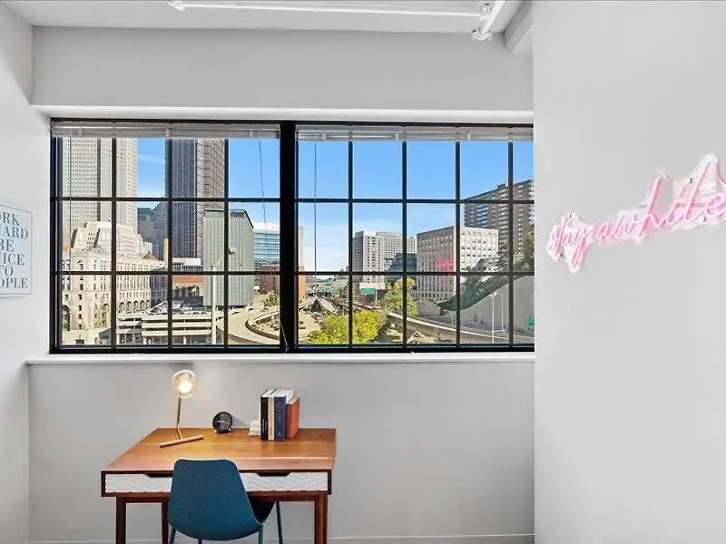Cozysuites Trendy 1Br, Downtown Pittsburgh Apartment